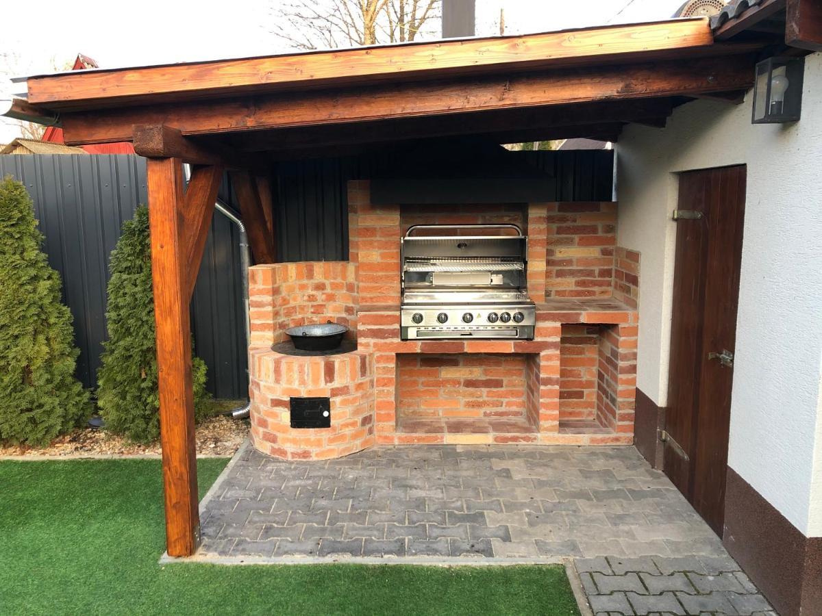 Siraly Apartman Hajdúnánás Exterior foto